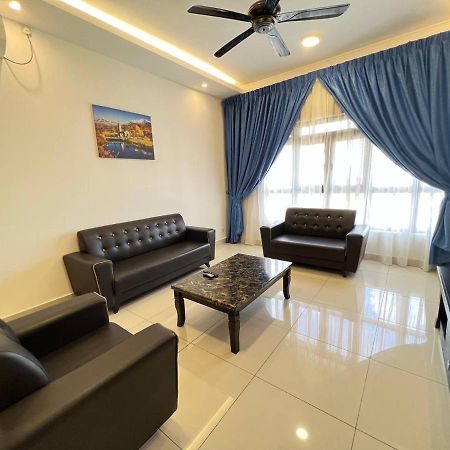 Meridinmedini Familytrip 5Min To Legoland By Vdo Homestay Nusajaya  Exterior photo