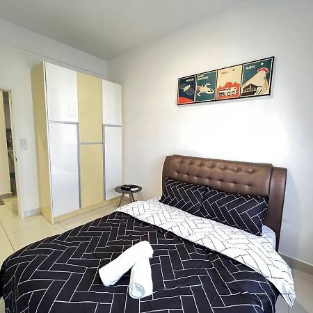 Meridinmedini Familytrip 5Min To Legoland By Vdo Homestay Nusajaya  Exterior photo
